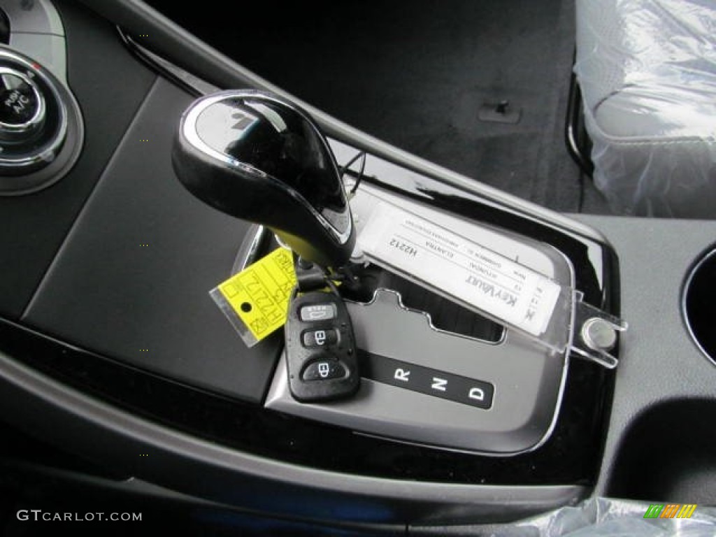 2013 Elantra Limited - Silver / Gray photo #7