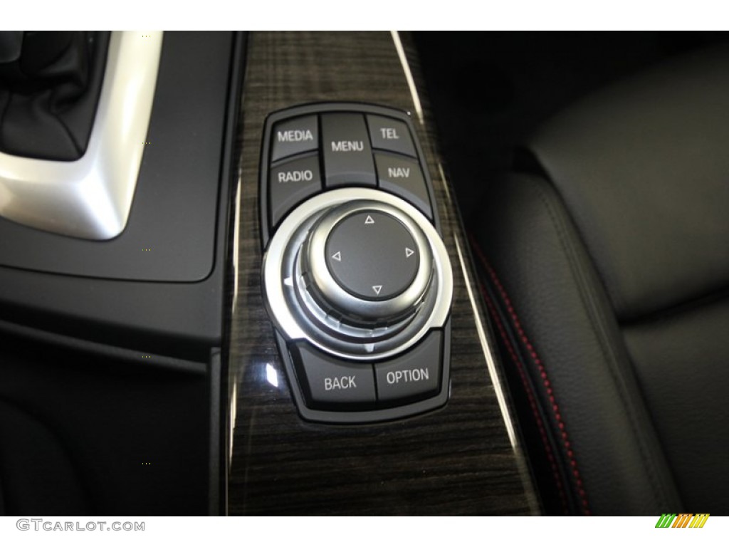 2013 BMW 3 Series 328i Sedan Controls Photo #72875306