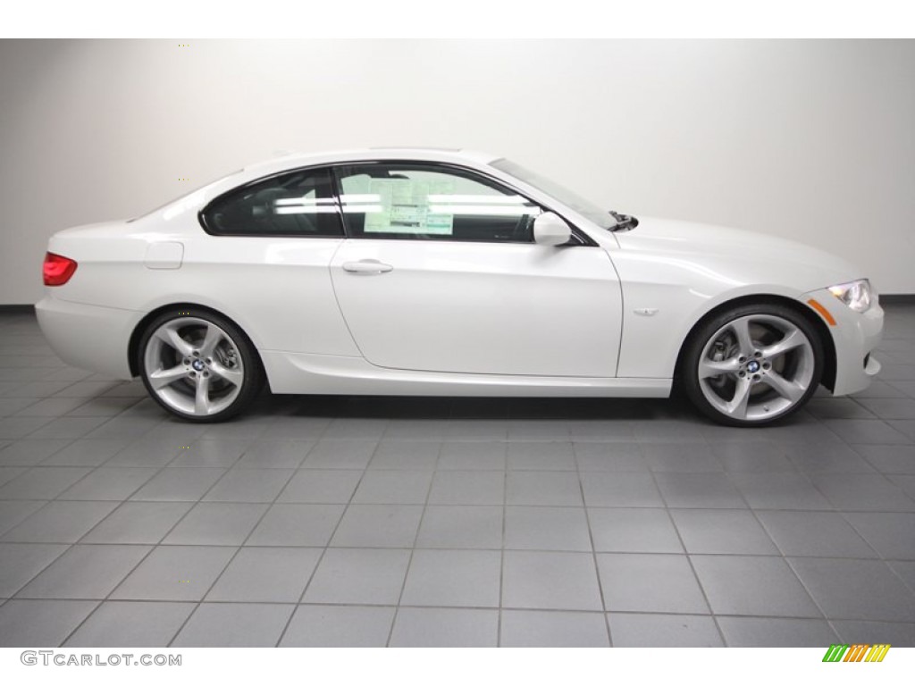 2013 3 Series 335i Coupe - Mineral White Metallic / Black photo #2