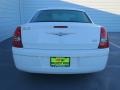 Bright White - 300 Touring Photo No. 4