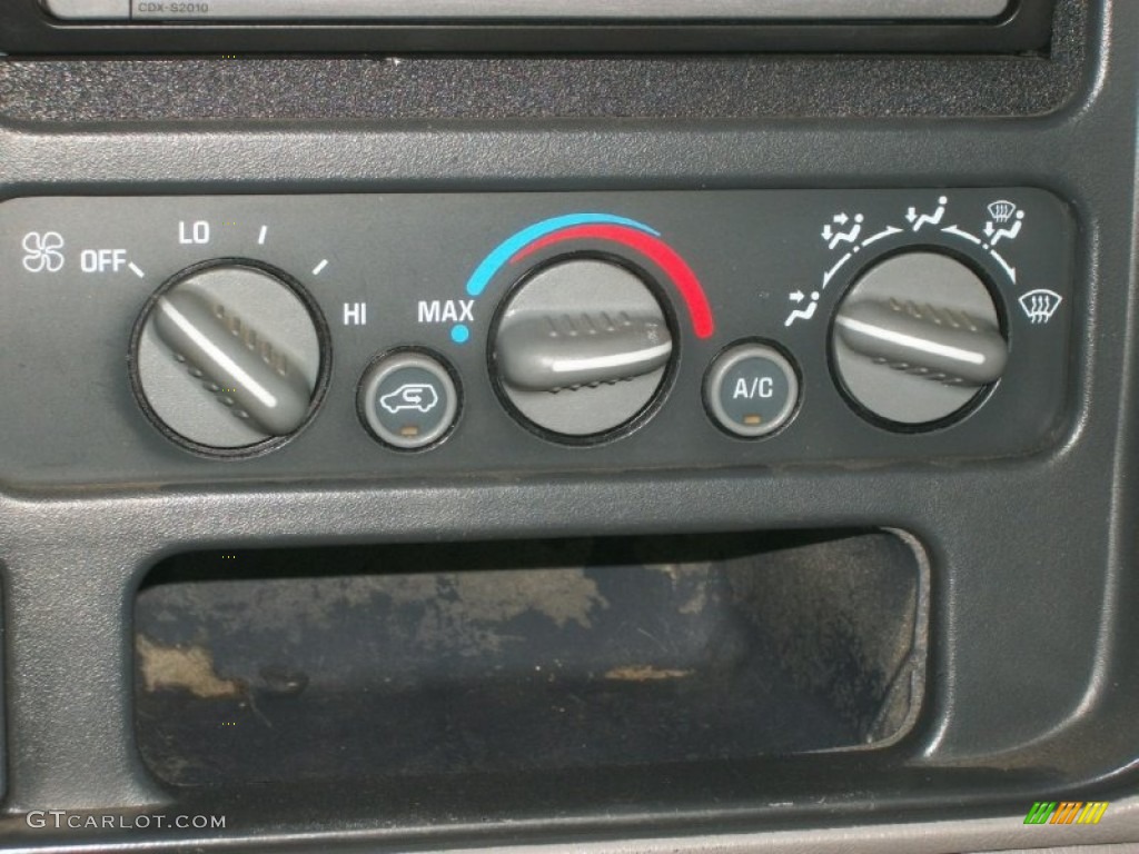 1997 Chevrolet C/K K1500 Extended Cab 4x4 Controls Photo #72876617