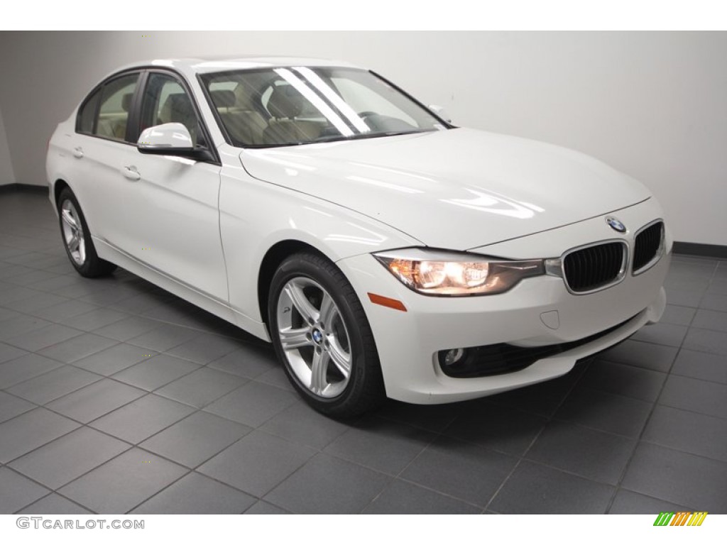 2013 3 Series 328i Sedan - Alpine White / Venetian Beige photo #1