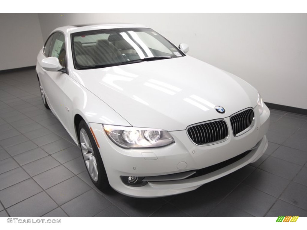 2013 3 Series 328i Coupe - Mineral White Metallic / Oyster photo #5