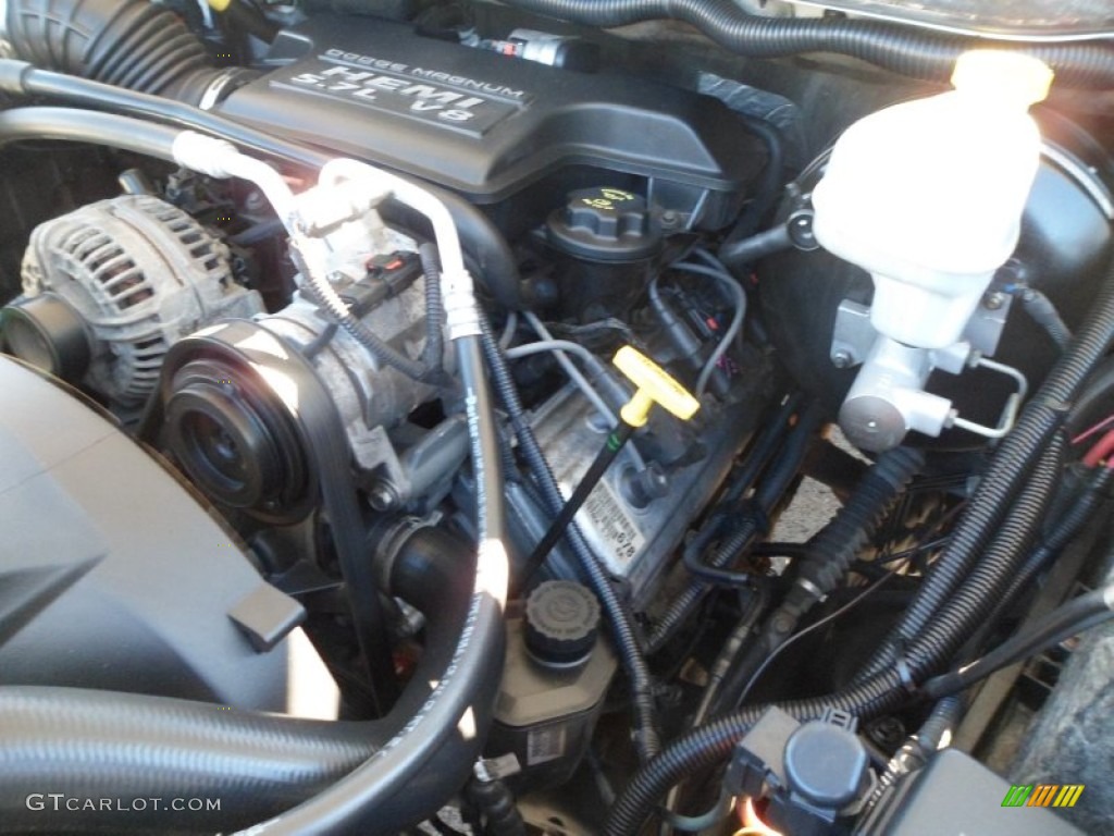 2005 Dodge Ram 2500 ST Regular Cab 4x4 5.7 Liter HEMI OHV 16-Valve V8 Engine Photo #72880779