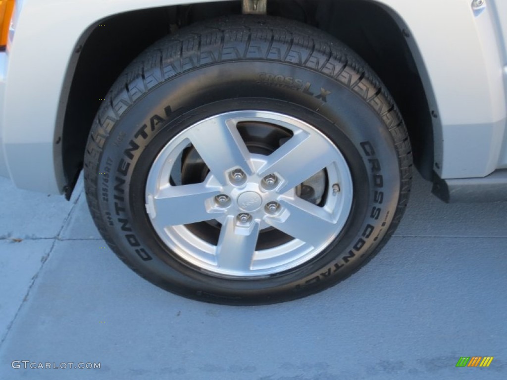2006 Jeep Commander Limited Wheel Photo #72881496