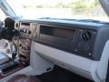 2006 Bright Silver Metallic Jeep Commander Limited  photo #23