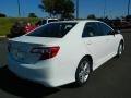 Super White - Camry SE Photo No. 3