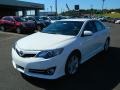 Super White - Camry SE Photo No. 7