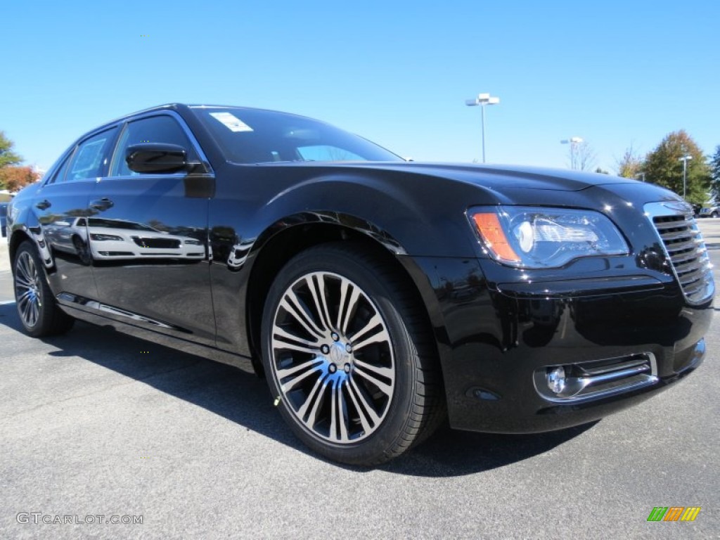 Gloss Black 2013 Chrysler 300 S V6 Exterior Photo #72886842