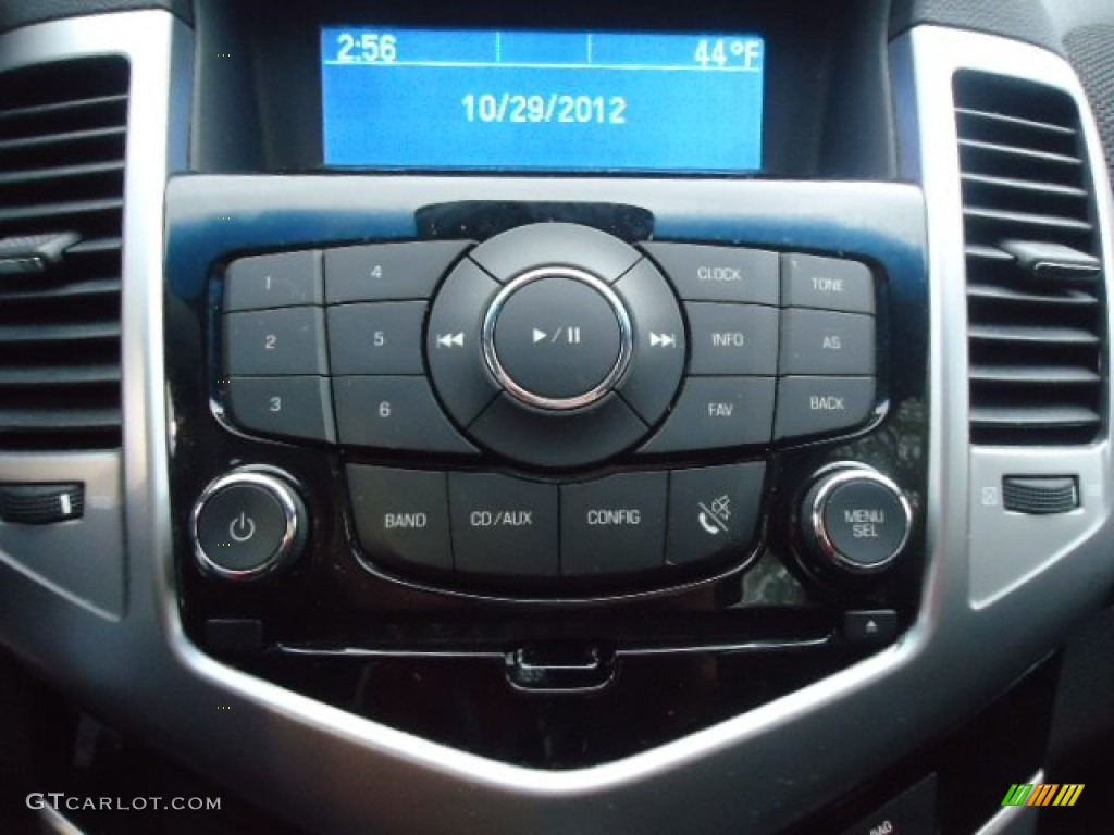2012 Chevrolet Cruze LT/RS Controls Photo #72887160