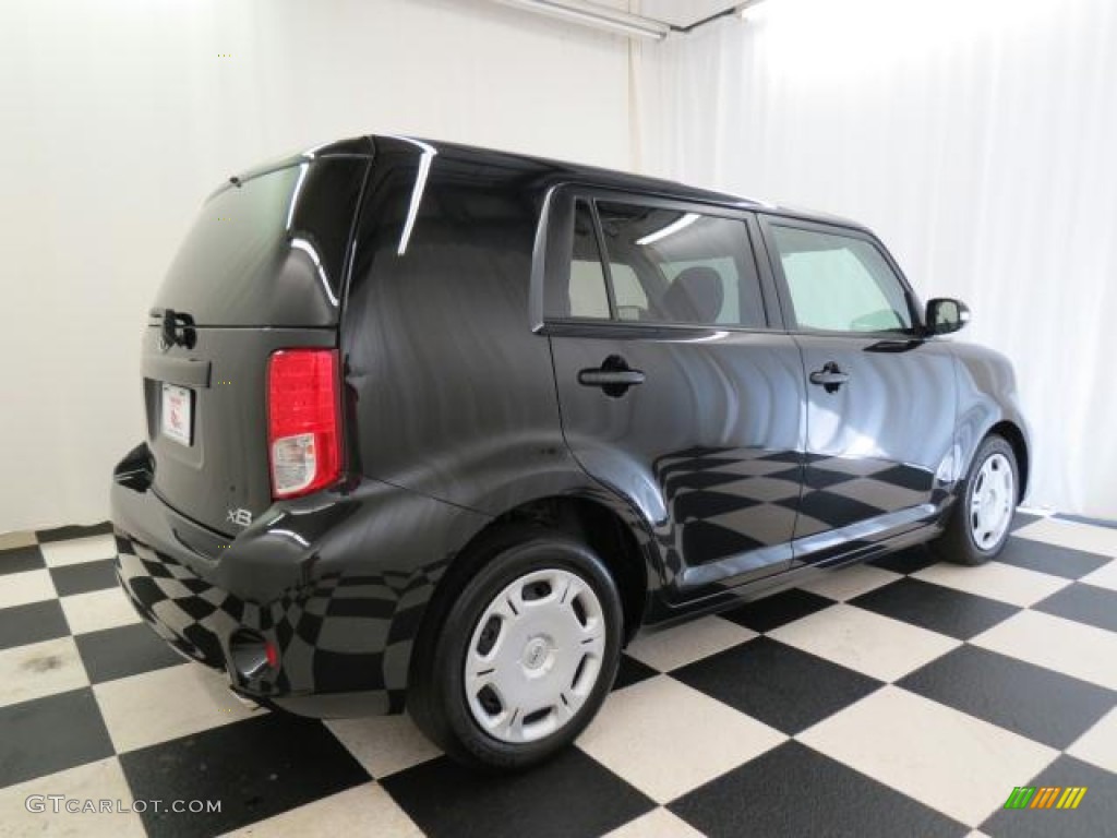 2011 xB  - Black Sand Pearl / Gray photo #28