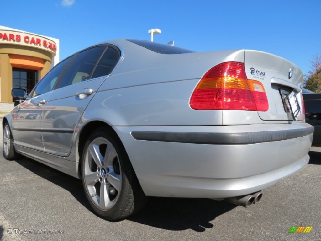 2004 3 Series 330i Sedan - Titanium Silver Metallic / Grey photo #2