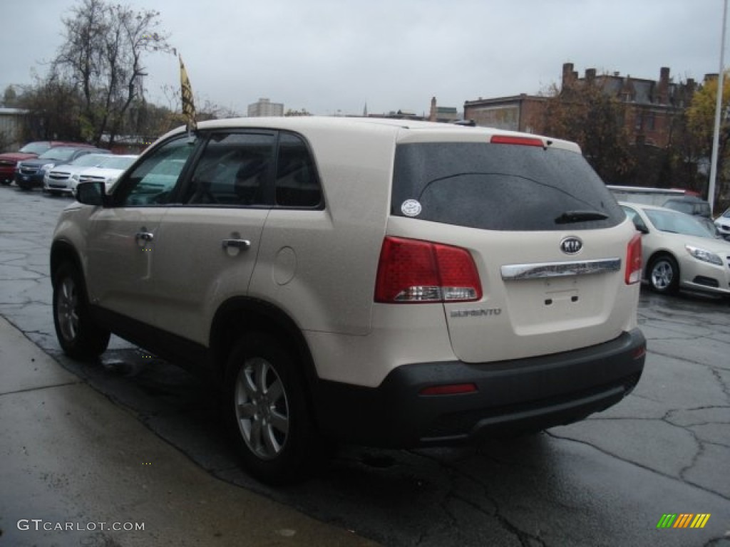 2011 Sorento LX AWD - White Sand Beige / Beige photo #6