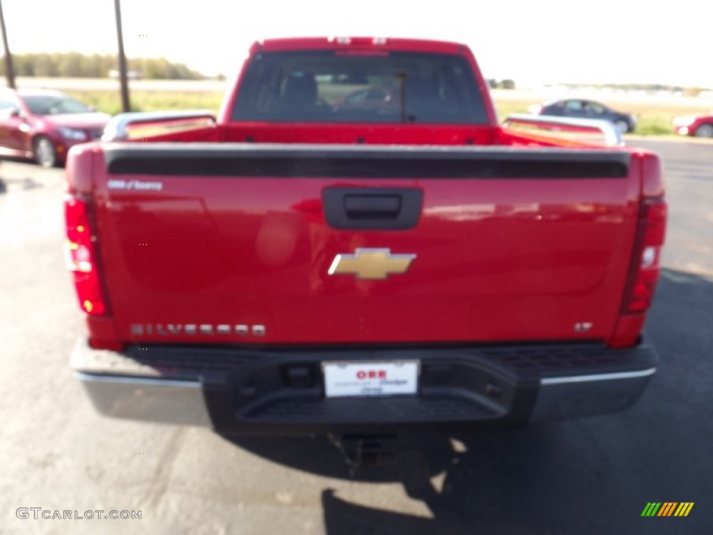 2009 Silverado 1500 LT Crew Cab - Victory Red / Light Titanium photo #6