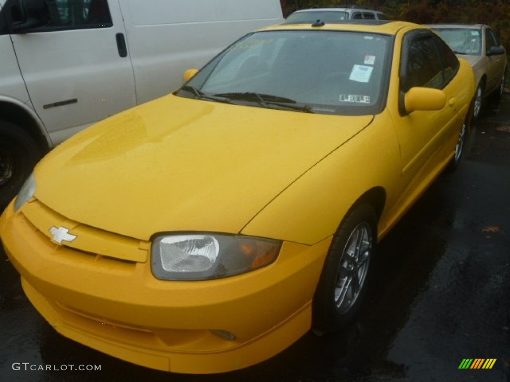 2003 Cavalier LS Sport Coupe - Yellow / Graphite Gray photo #4