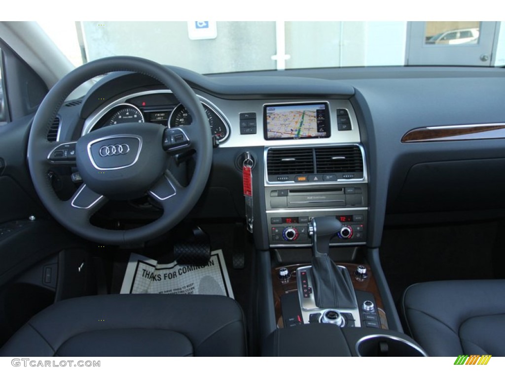 2013 Audi Q7 3.0 TFSI quattro Black Dashboard Photo #72898104
