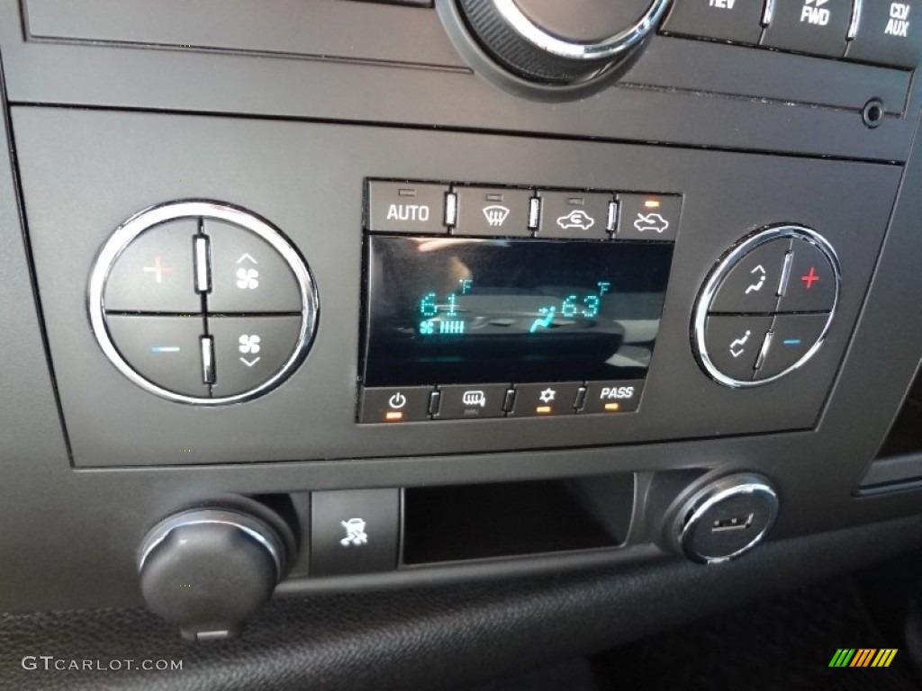 2011 Silverado 1500 LT Extended Cab - Black / Ebony photo #21