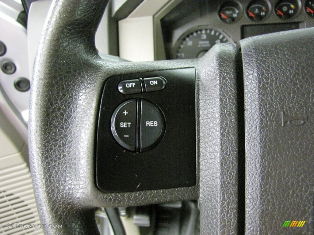 2010 Ford F350 Super Duty XL Crew Cab 4x4 Controls Photo #72898512