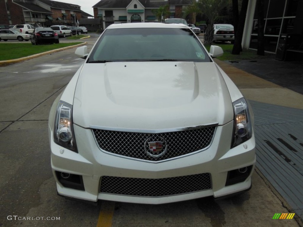 2009 CTS -V Sedan - White Diamond Tri-Coat / Light Titanium/Ebony photo #2