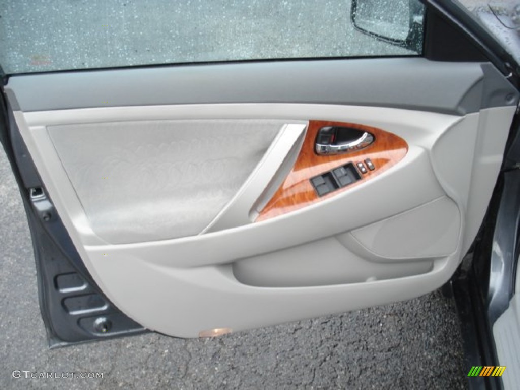 2009 Camry XLE - Magnetic Gray Metallic / Ash photo #12