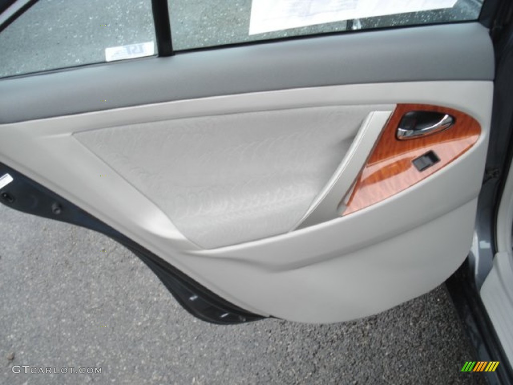 2009 Camry XLE - Magnetic Gray Metallic / Ash photo #14