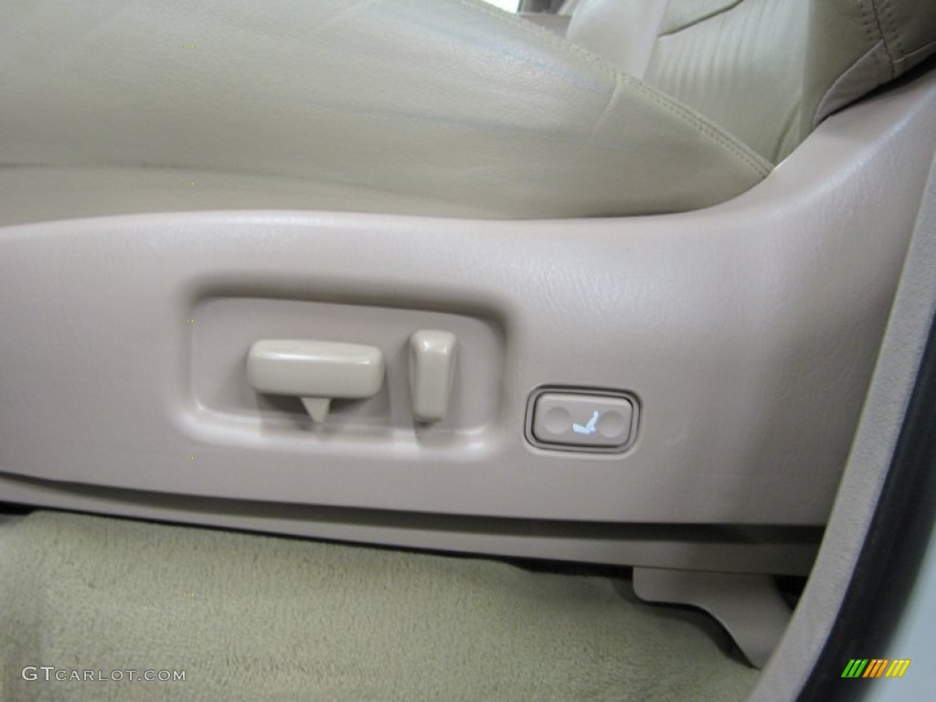 2002 LX 470 - Golden Pearl / Ivory photo #14