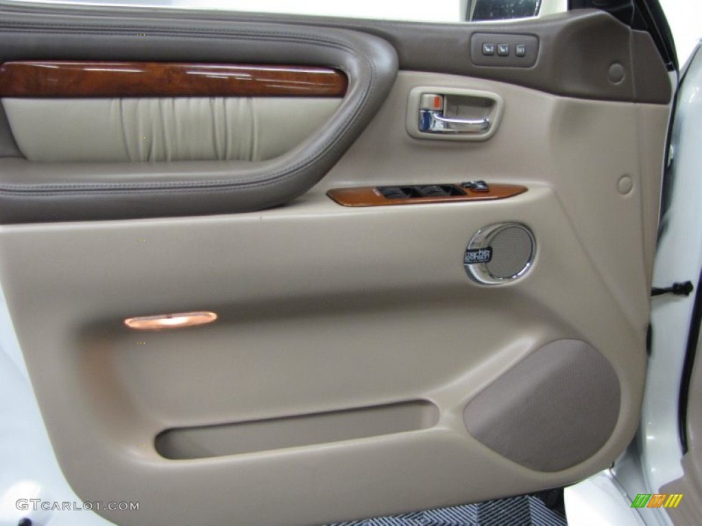 2002 LX 470 - Golden Pearl / Ivory photo #15