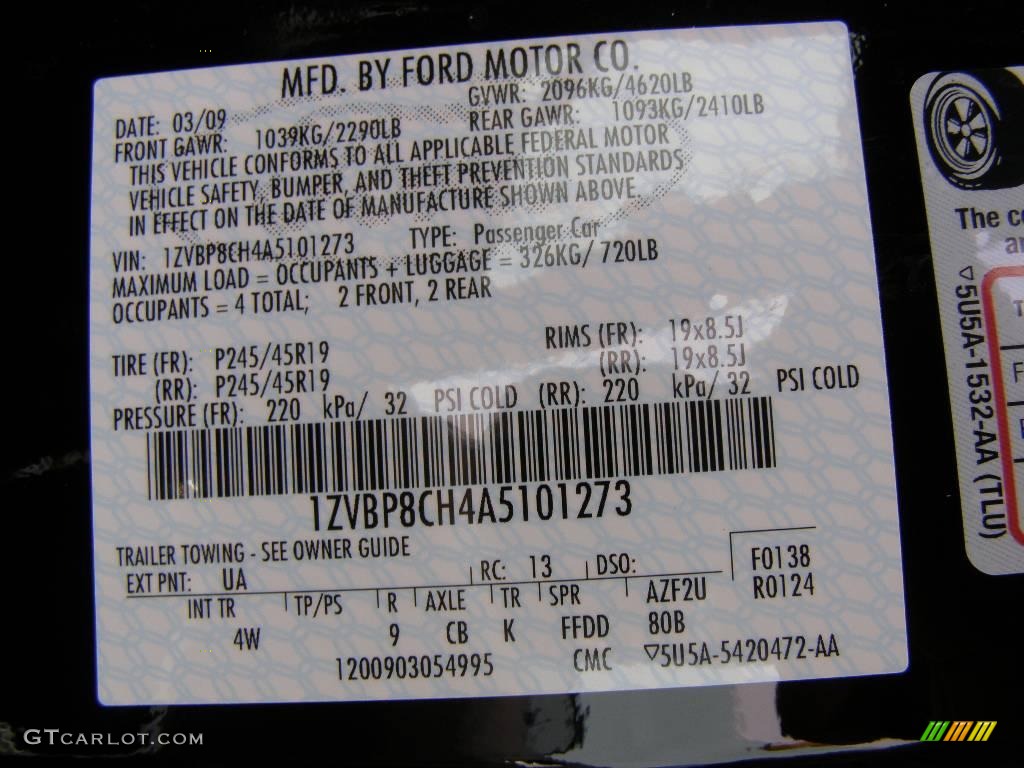 2010 Mustang GT Premium Coupe - Black / Charcoal Black photo #8