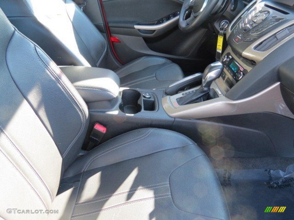 2012 Focus SEL Sedan - Race Red / Charcoal Black photo #14