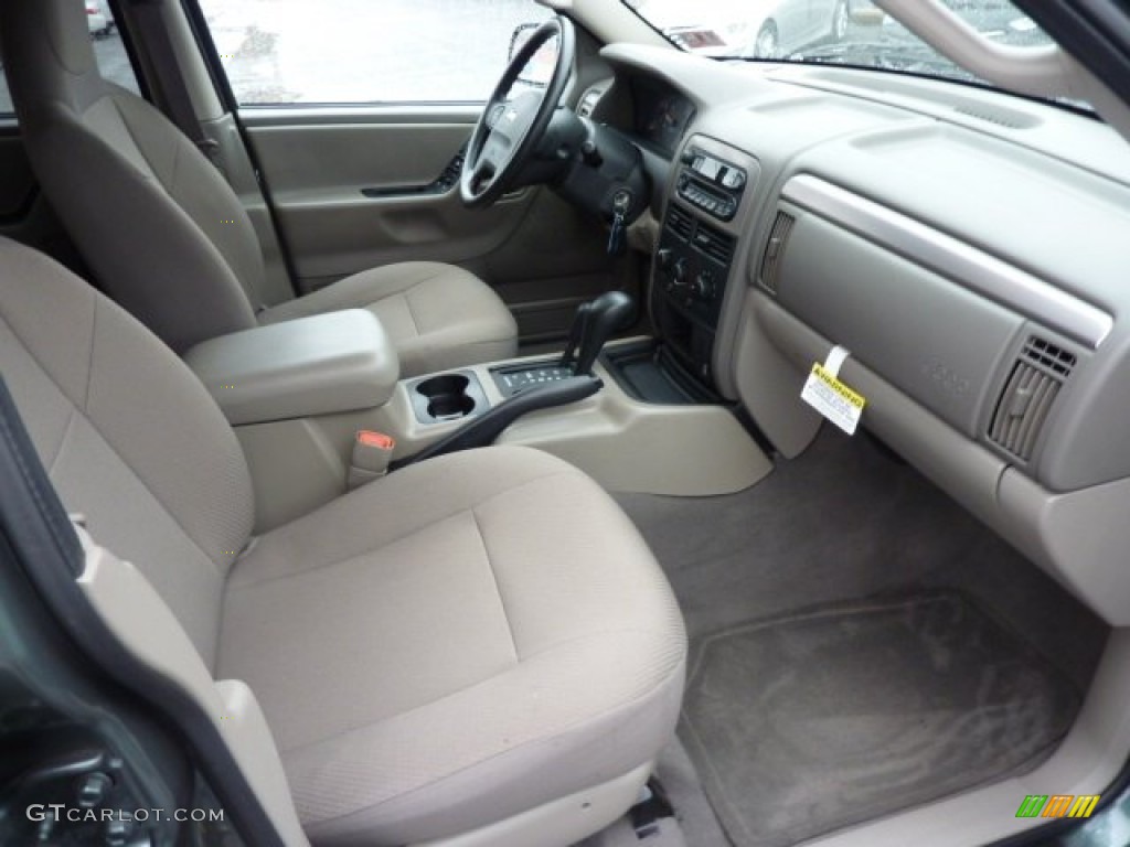 2004 Grand Cherokee Laredo 4x4 - Onyx Green Pearl / Taupe photo #10