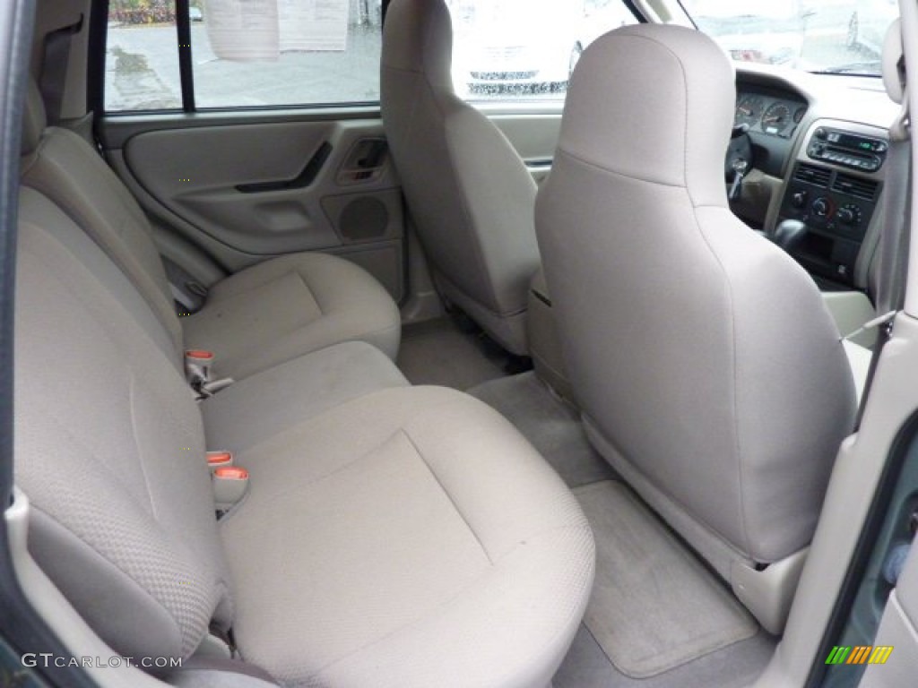 2004 Grand Cherokee Laredo 4x4 - Onyx Green Pearl / Taupe photo #12