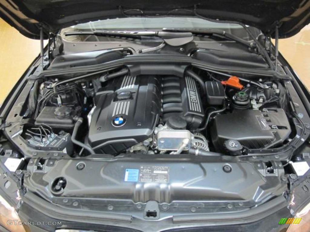 2010 BMW 5 Series 528i Sedan 3.0 Liter DOHC 24-Valve VVT Inline 6 Cylinder Engine Photo #72908395