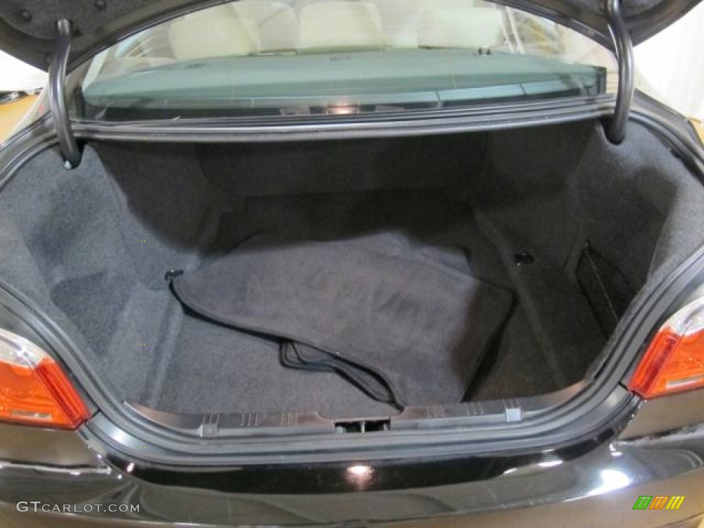 2010 BMW 5 Series 528i Sedan Trunk Photo #72908419