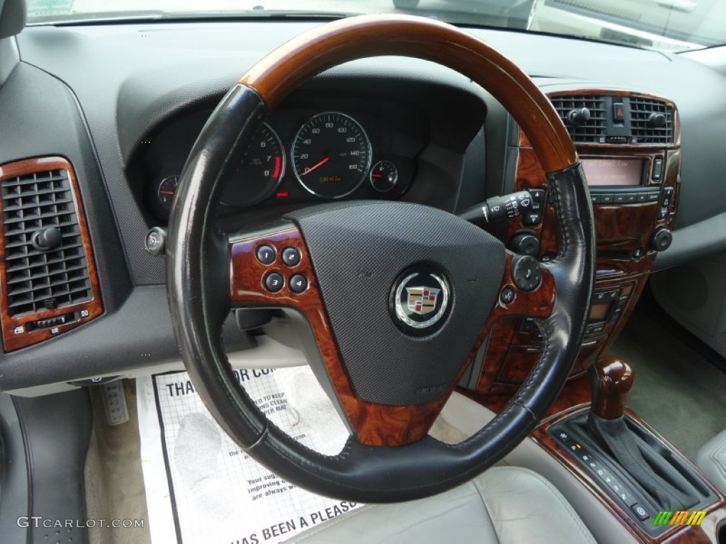 2005 Cadillac CTS Sedan Light Gray/Ebony Steering Wheel Photo #72908864
