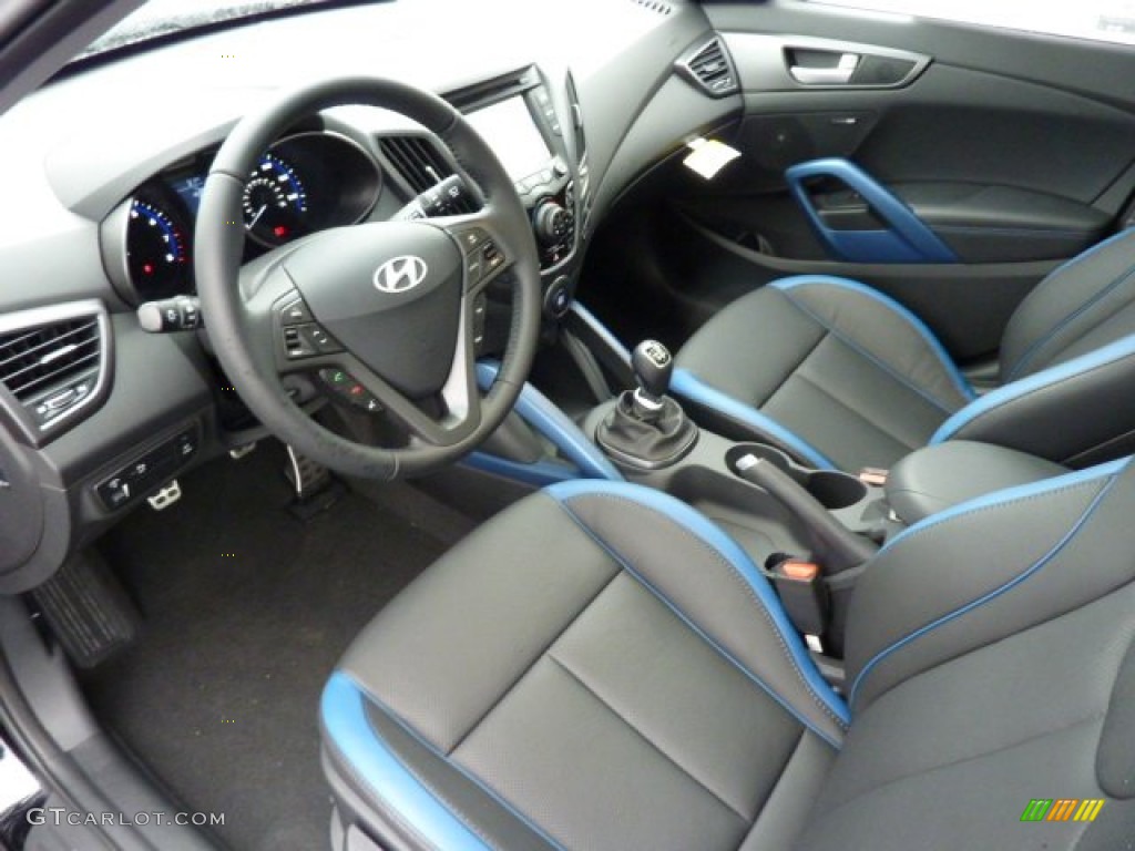 Blue Interior 2013 Hyundai Veloster Turbo Photo #72909919