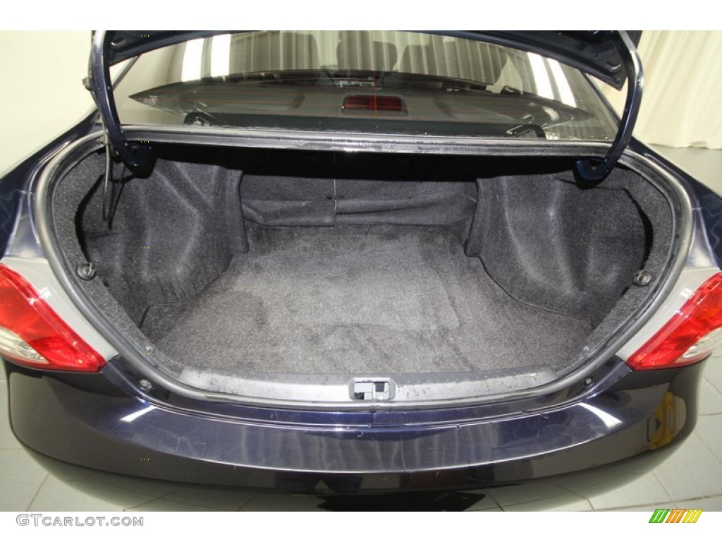 2008 Toyota Yaris Sedan Trunk Photo #72911647