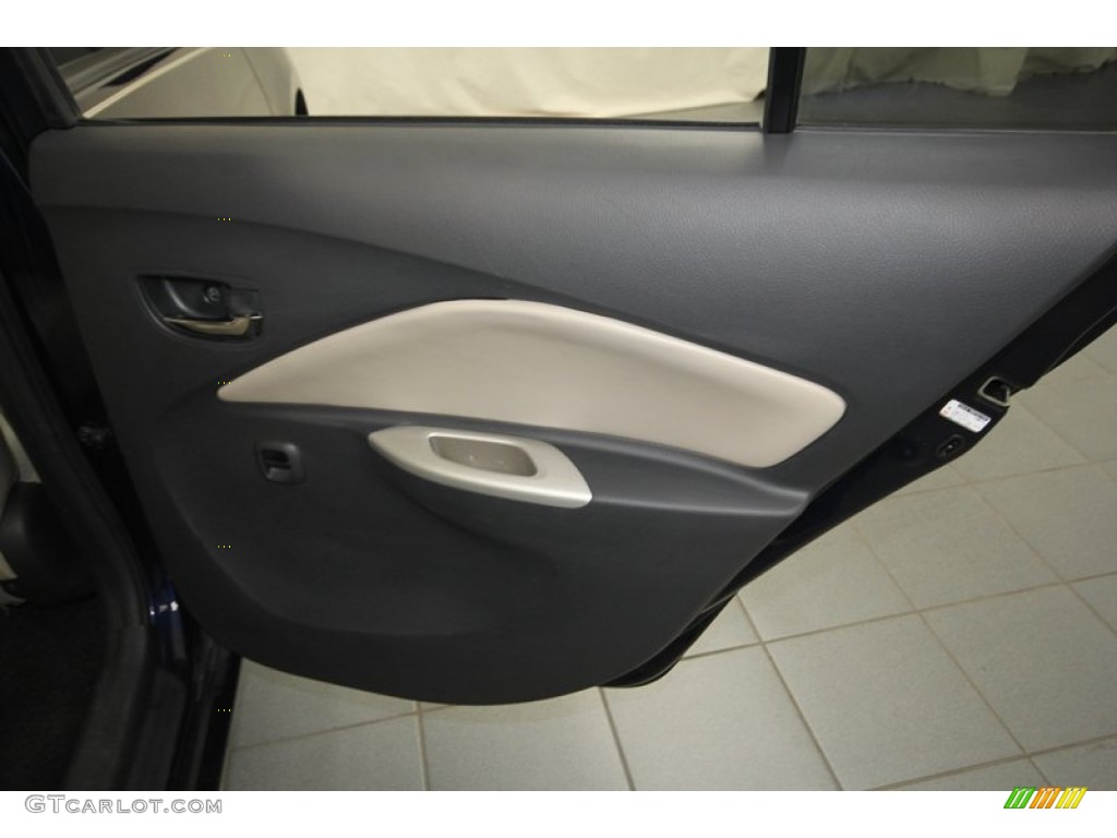 2008 Yaris Sedan - Nautical Blue Metallic / Bisque photo #27