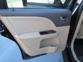 Black Clearcoat - Taurus SEL Photo No. 27