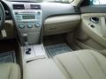 Aloe Green Metallic - Camry LE Photo No. 19