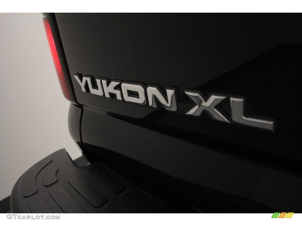 2004 Yukon XL 1500 SLT - Carbon Metallic / Neutral/Shale photo #45