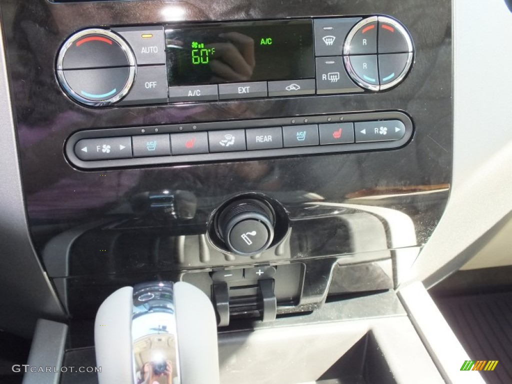 2013 Ford Expedition EL Limited Controls Photo #72915199