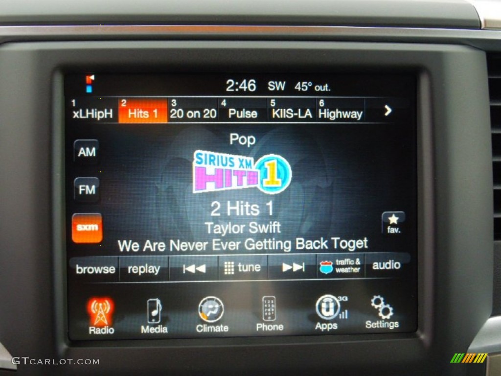 2013 Ram 1500 Big Horn Crew Cab 4x4 Controls Photo #72916566