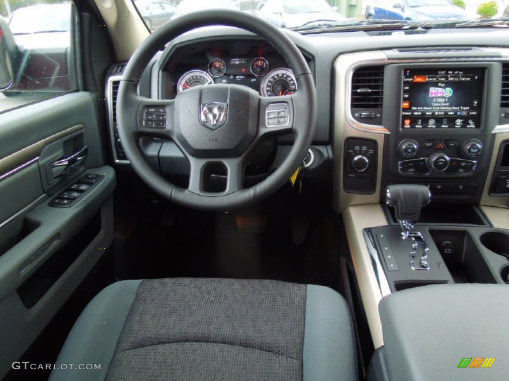 2013 Ram 1500 Big Horn Crew Cab 4x4 Black/Diesel Gray Dashboard Photo #72916671