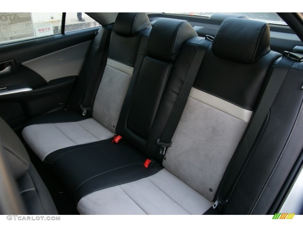 2012 Toyota Camry SE V6 Rear Seat Photos