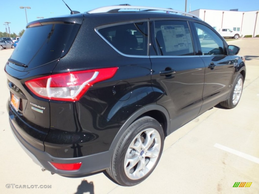 2013 Escape Titanium 2.0L EcoBoost - Tuxedo Black Metallic / Charcoal Black photo #3