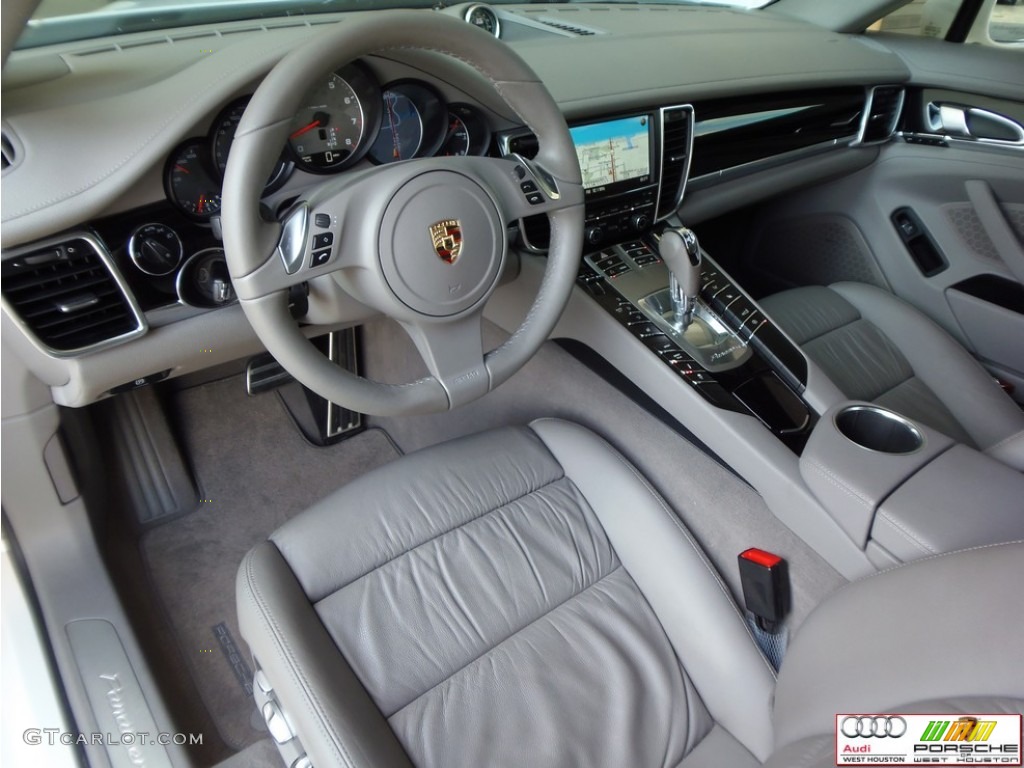 Platinum Grey Interior 2010 Porsche Panamera S Photo #72920722