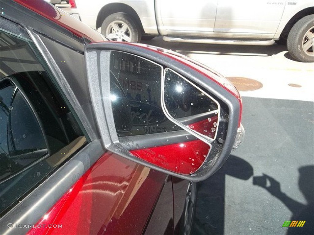 2013 Focus SE Hatchback - Ruby Red / Charcoal Black photo #65