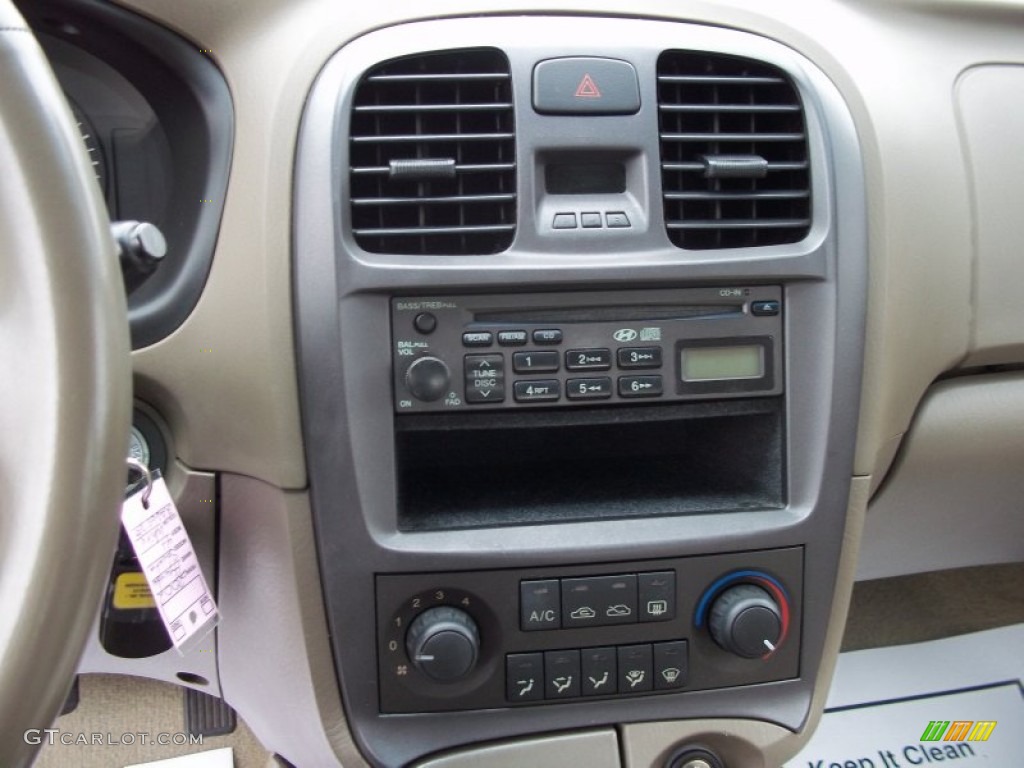 2002 Sonata  - White Pearl / Beige photo #8