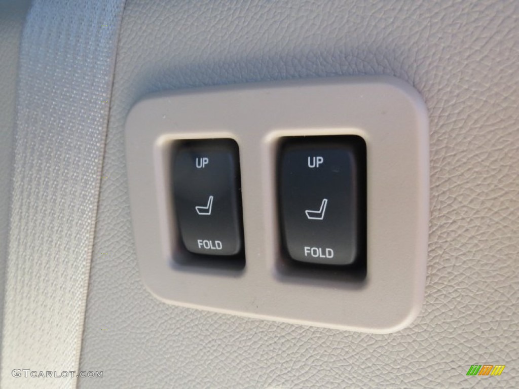 2013 Ford Expedition Limited Controls Photo #72923170