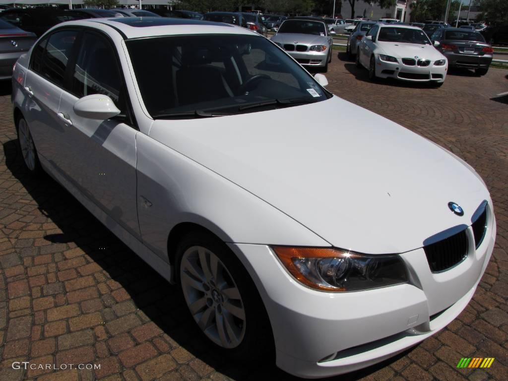 2008 3 Series 328i Sedan - Alpine White / Black photo #15